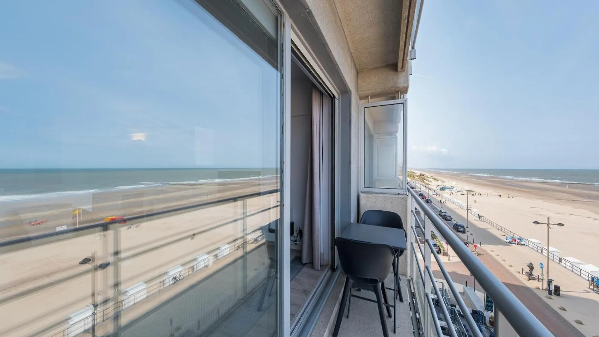 Studio On 4Th Floor For Family Middelkerke Apartment