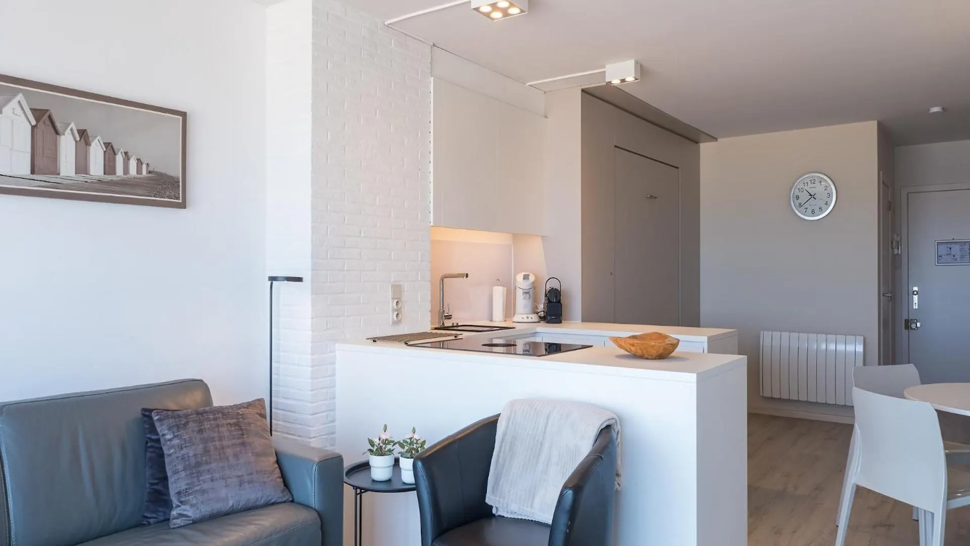 Apartment Studio On 4Th Floor For Family Middelkerke Belgium